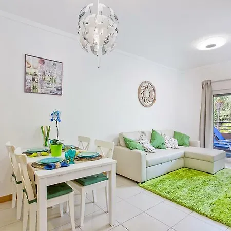 Apartment Buddha's Place @ Quinta Da Barracuda, Albufeira